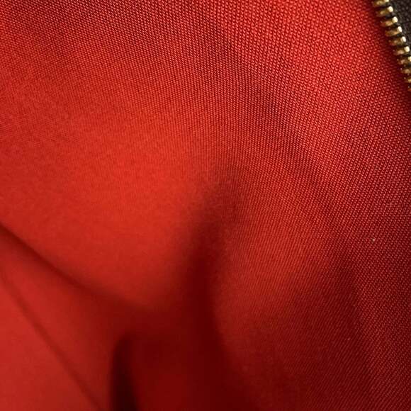 LOUIS VUITTON Red Damier Shoulder Bag - Picture 9 of 14